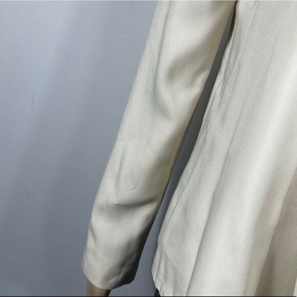 H&M Cream Ruffled Cardigan - Picture 3 of 15